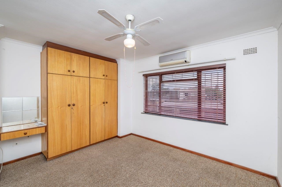 3 Bedroom Property for Sale in Stikland Western Cape